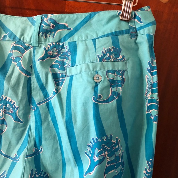 Lilly Pulitzer seahorse print Capri pants - Picture 4 of 5